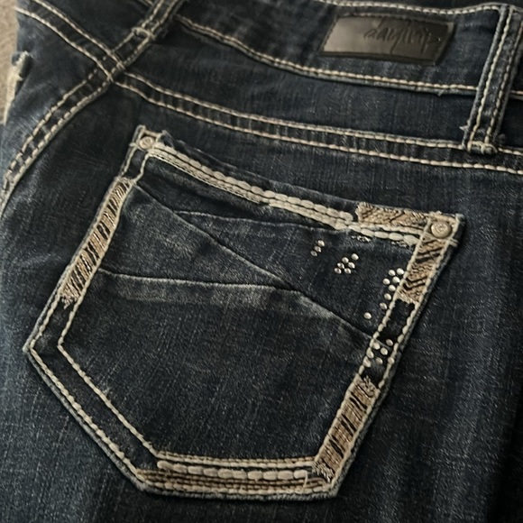 Gently used Daytrip skinny 28 R - Picture 3 of 3